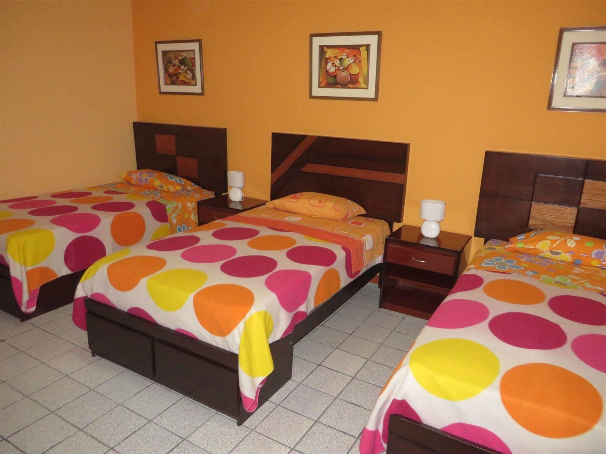 Kurmi Hostel Lima Airport Экстерьер фото