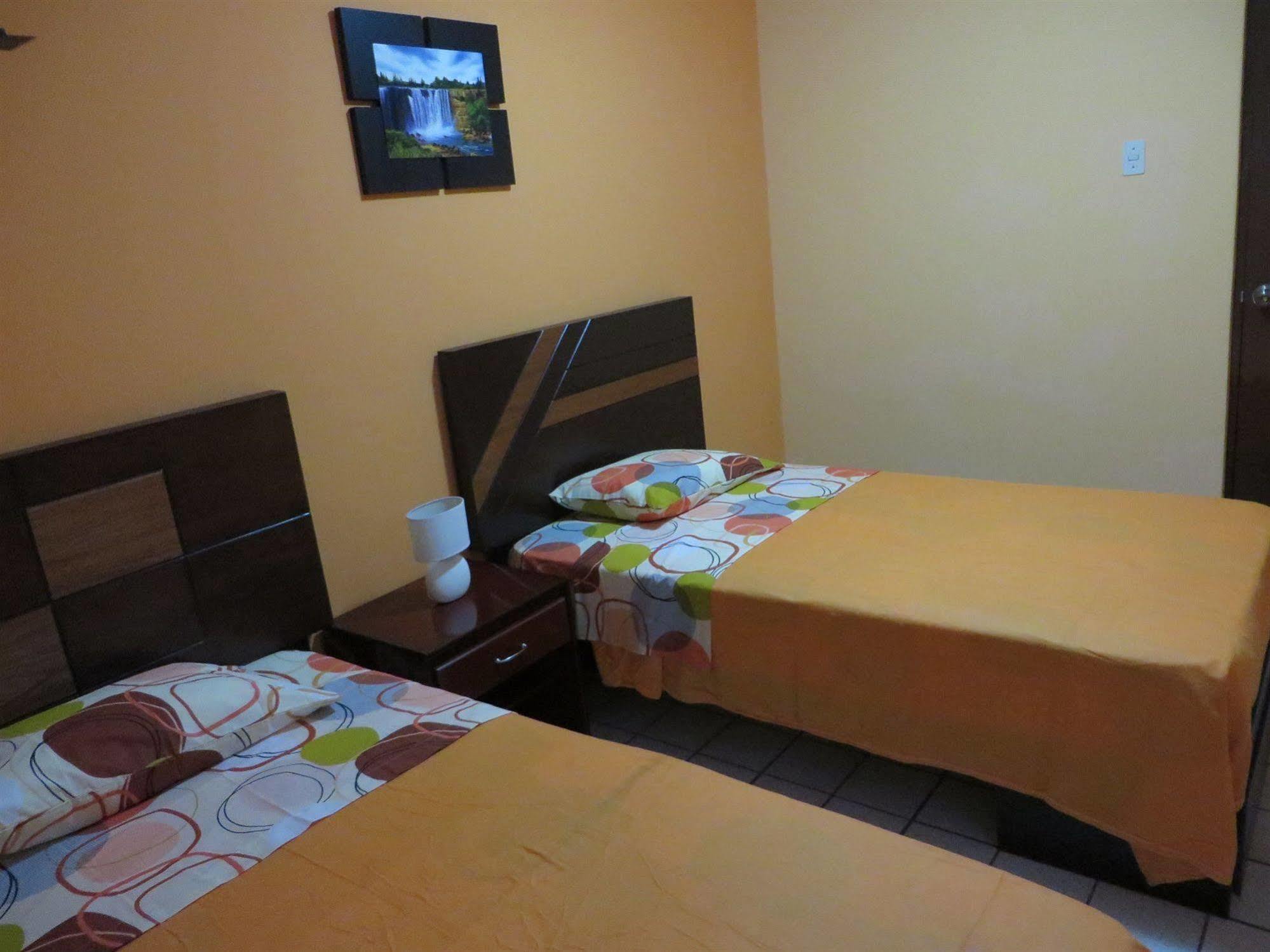 Kurmi Hostel Lima Airport Экстерьер фото