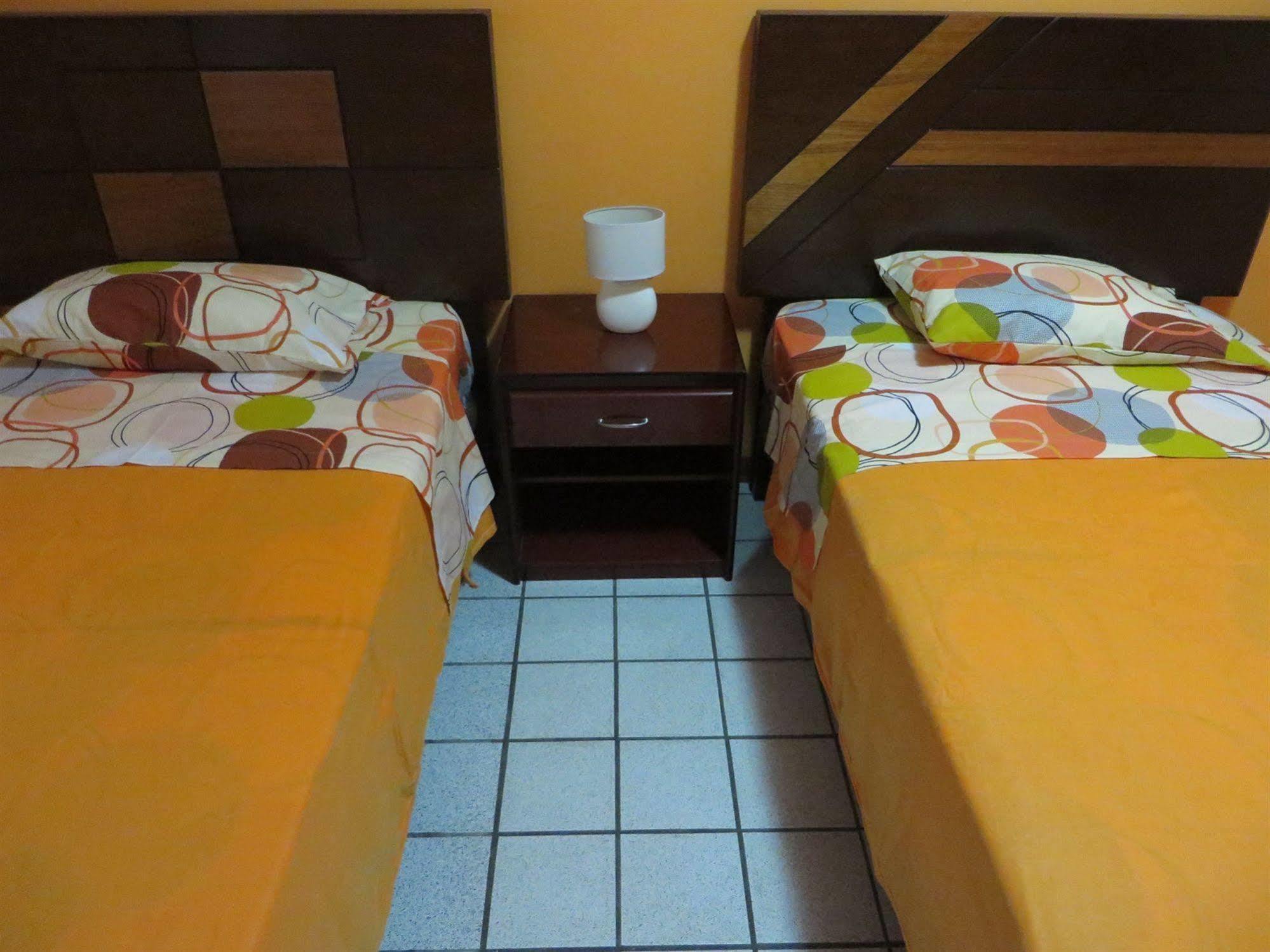 Kurmi Hostel Lima Airport Экстерьер фото