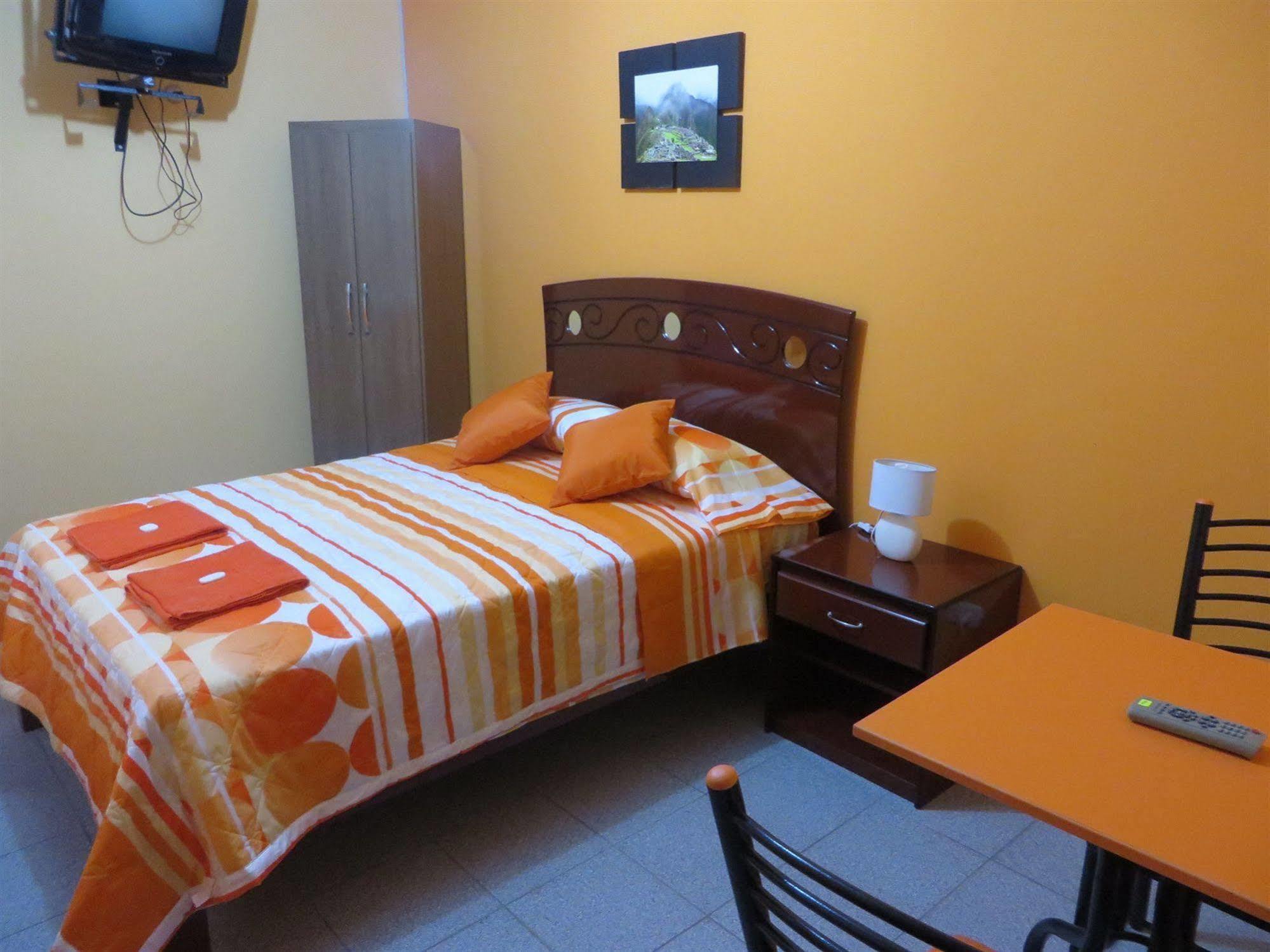 Kurmi Hostel Lima Airport Экстерьер фото