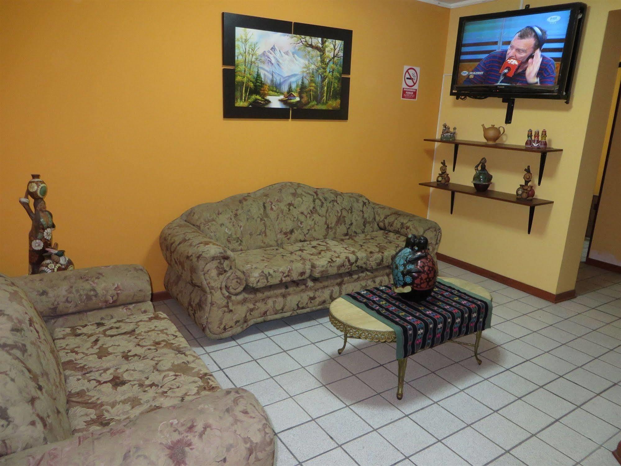 Kurmi Hostel Lima Airport Экстерьер фото